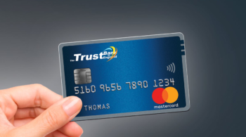 credit card hand holding