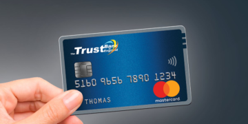 credit card hand holding
